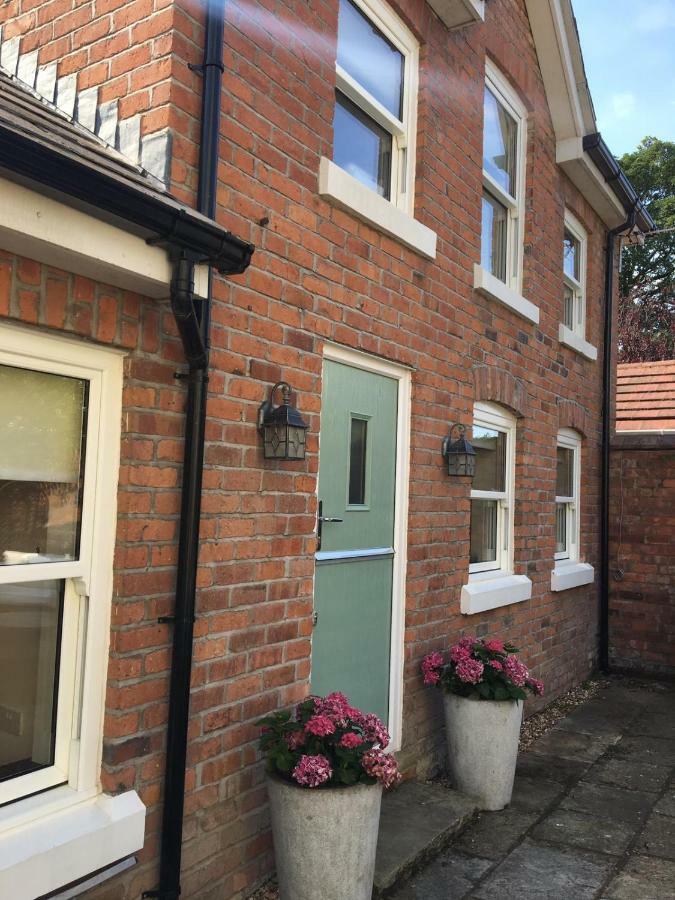 The Coach House Villa Southport Exteriör bild